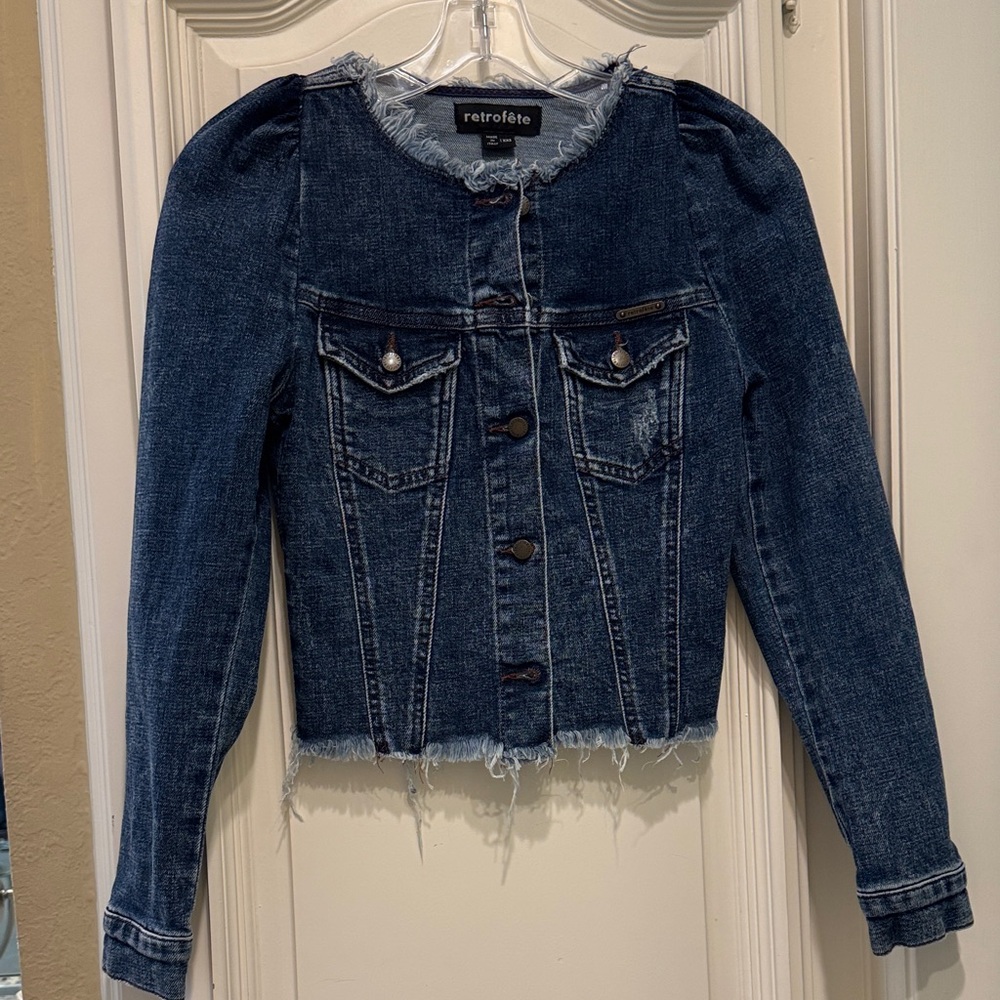 Retrofete distressed, fringe Blue Denim Jacket